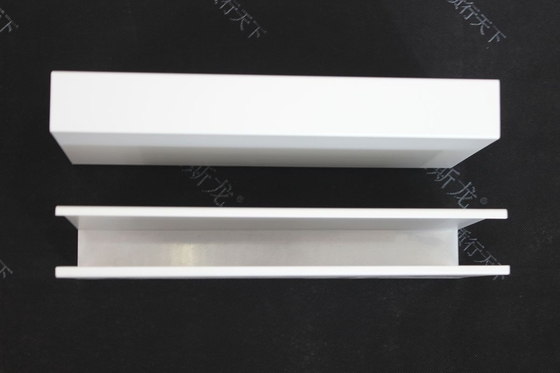 Ditangguhkan Putih U - Aluminium Profil Layar Ceiling Linear Strip Ceiling Panel