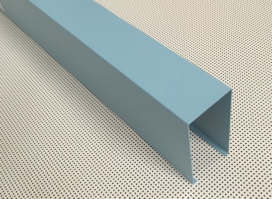 Bubuk Biru Dilapisi Aluminium U-berbentuk Linear Metal Ceiling Width 50mm Tinggi 100mm
