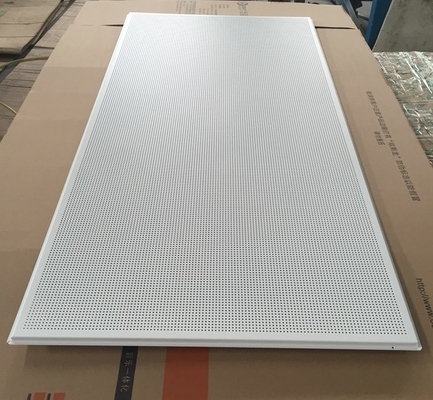 595x1195mm Galvanized Steel Acoustic Ceiling Tiles Untuk Shopping Mall