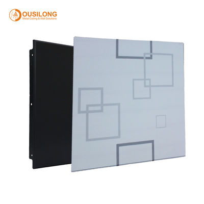 Klip Putih Tahan Air Di Aluminium / Aluminium Ceiling Tiles Panel Plafon Logam Berlubang Untuk Kantor