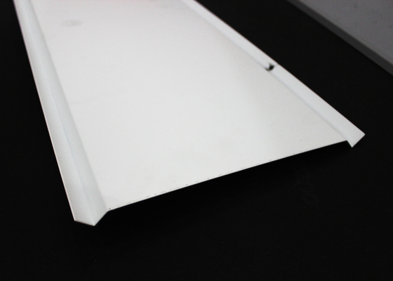 Suspensi Aluminium Baffle Ceiling J berbentuk Plug-in Blade Ceiling 0.7mm