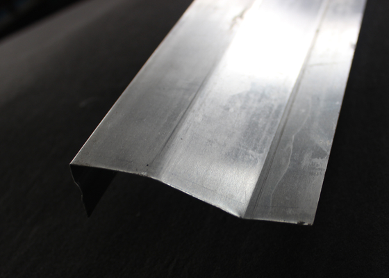 Layar Blade G berbentuk Logam False Ceiling Strip GH125 Untuk Dekorasi Interior