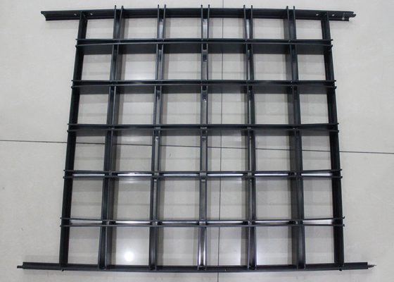 Instal dengan Black T bar Frame Metal Aluminium grid ceiling 600 x 600 Lattice