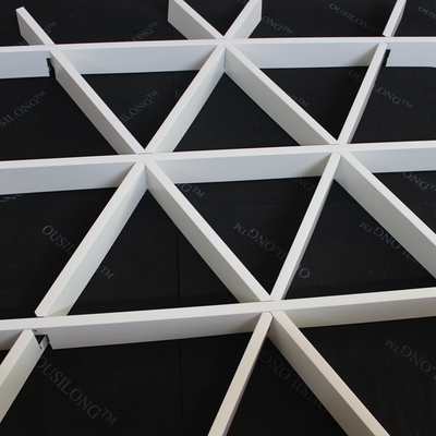 Roller Coating Indoor Aluminium Triangle Grid Metal Ceiling Aluminium Panel Untuk Aula Perbelanjaan