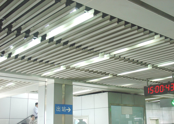 Mode Plug-in Blade Aluminium Baffle Ceiling J Shaped Untuk Metro