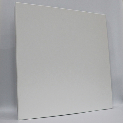 0.7mm Tebal Logam Plafon Panel Standar Berongga / Pola Berlubang CNC
