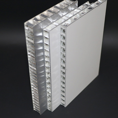 20mm Tebal Aluminium Honeycomb Panel, 10mm Logam Inti Sandwich Dinding Tirai