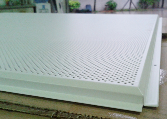 Aluminium Lay In Acoustic Ceiling Tiles Sheet Dipasang dengan T Grid Square 600 x 600
